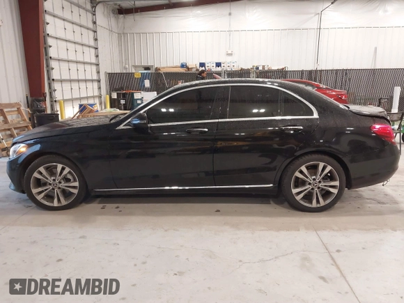 2017 Mercedes-Benz C C 300 with VIN 55SWF4JB1HU219142, listed as a IAAI auction lot 41378244 with 85,799 mi miles. Bid and sale history available at carsss.com. Image 15.