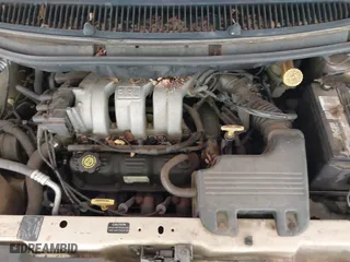 2000 Chrysler Town & Country Limited with VIN 1C4GP64L6YB609675, listed as a IAAI auction lot 41980552 with 183,181 mi miles. Bid and sale history available at carsss.com. Image 10.