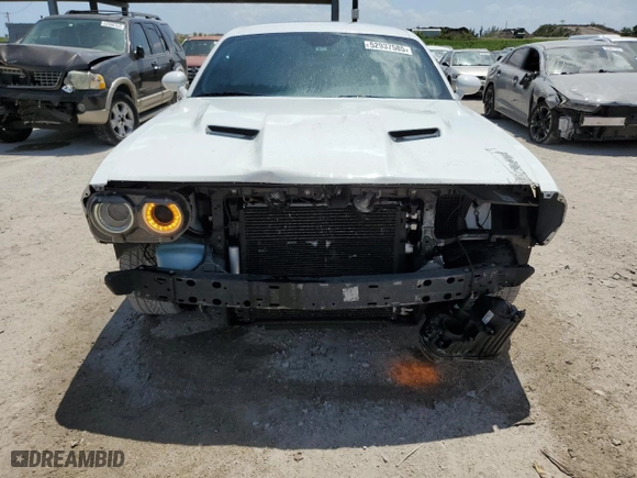 2019 Dodge Challenger SXT with VIN 2C3CDZAG4KH524658, listed as a Copart auction lot 52937585 with 125,583 mi miles and Clean Title. Bid and sale history available at carsss.com. Image 5.