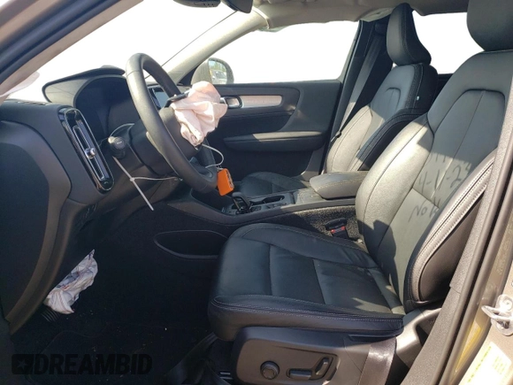 2022 Volvo XC40 Momentum with VIN YV4AC2HK2N2766222, listed as a Copart auction lot 51231013 with 23,181 mi miles and . Bid and sale history available at DreamBid. Image 7.