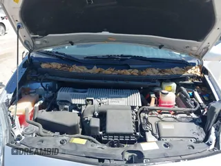 2015 Toyota Prius Four with VIN JTDKN3DUXF0428837, listed as a IAAI auction lot 41848140 with 70,597 mi miles. Bid and sale history available at carsss.com. Image 10.