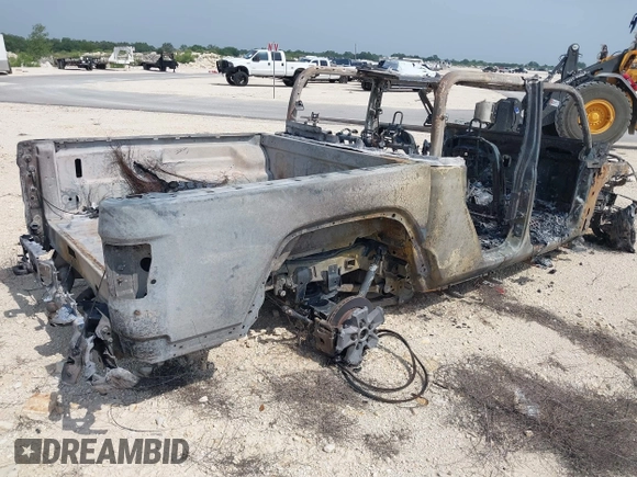 2023 Jeep Gladiator Sport S z VIN 1C6HJTAG8PL558868, wystawiony jako IAAI lot #42264859 z przebiegiem Nie podano mil oraz . Historia ofert i sprzedaży dostępna na DreamBid. Obrazek 4.