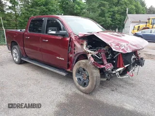 2019 Ram 1500 Big Horn z VIN 1C6SRFFT5KN570253, wystawiony jako IAAI lot #42488224 z przebiegiem 36 507 mil mil oraz . Historia ofert i sprzedaży dostępna na DreamBid. Obrazek 1.