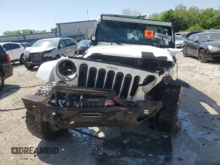 2015 Jeep Wrangler Unlimited Rubicon with VIN 1C4BJWFG7FL533533, listed as a Copart auction lot 55998005 with Not provided miles and Clean title. Bid and sale history available at DreamBid. Image 5.