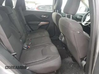 2017 Jeep Cherokee Latitude with VIN 1C4PJMCS1HW617979, listed as a Copart auction lot 84250714 with 105,987 mi miles and Salvage Title. Bid and sale history available at DreamBid. Image 12.