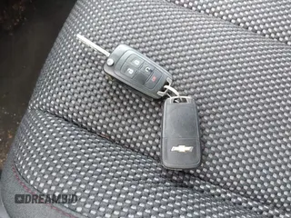 2015 Chevrolet Equinox LT with VIN 2GNALBEK5F6402637, listed as a IAAI auction lot 42050008 with 124,961 mi miles and . Bid and sale history available at carsss.com. Image 11.