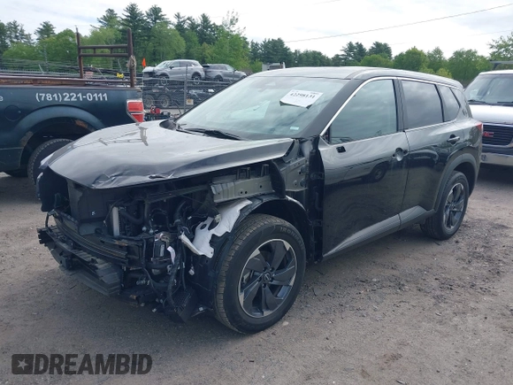 2024 Nissan Rogue SV z VIN 5N1BT3BA1RC705503, wystawiony jako IAAI lot #42298131 z przebiegiem 26 793 mil mil oraz . Historia ofert i sprzedaży dostępna na DreamBid. Obrazek 19.
