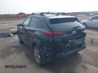 2022 Hyundai Kona SEL with VIN KM8K32AB8NU926993, listed as a IAAI auction lot 41705741 with 34,600 mi miles. Bid and sale history available at carsss.com. Image 3.