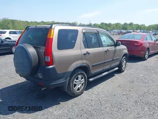 2004 Honda CR-V EX with VIN SHSRD78884U240721, listed as a IAAI auction lot 42161683 with 143,088 mi miles and . Bid and sale history available at carsss.com. Image 4.