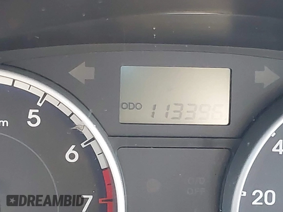 2010 Hyundai Accent GLS z VIN KMHCN4AC5AU410040, wystawiony jako IAAI lot #42178746 z przebiegiem 113 396 mil mil oraz . Historia ofert i sprzedaży dostępna na DreamBid. Obrazek 15.