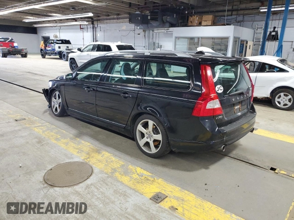 2010 Volvo V70 z VIN YV1982BW2A1123821, wystawiony jako Copart lot #55999235 z przebiegiem 126 010 mil mil oraz Szkoda całkowita • Salvage title. Historia ofert i sprzedaży dostępna na DreamBid. Obrazek 2.
