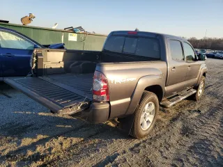 2015 Toyota Tacoma with VIN 3TMLU4EN2FM178348, listed as a Copart auction lot 48240555 with 132,142 mi miles and Salvage Title. Bid and sale history available at carsss.com. Image 3.