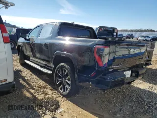 2025 GMC Sierra 1500 with VIN 1GT40LEL1SU402045, listed as a Copart auction lot 89329675 with Not Provided miles and Salvage Title. Bid and sale history available at DreamBid. Image 2.