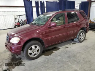 1999 Mercedes-Benz M-Class with VIN 4JGAB72EXXA082657, listed as a Copart auction lot 71366544 with 113,918 mi miles and Clean Title. Bid and sale history available at carsss.com. Image 1.