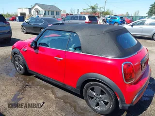 2022 MINI Convertible Cooper S with VIN WMW43DL0XN3P17472, listed as a IAAI auction lot 42050605 with 15,494 mi miles and . Bid and sale history available at DreamBid. Image 3.