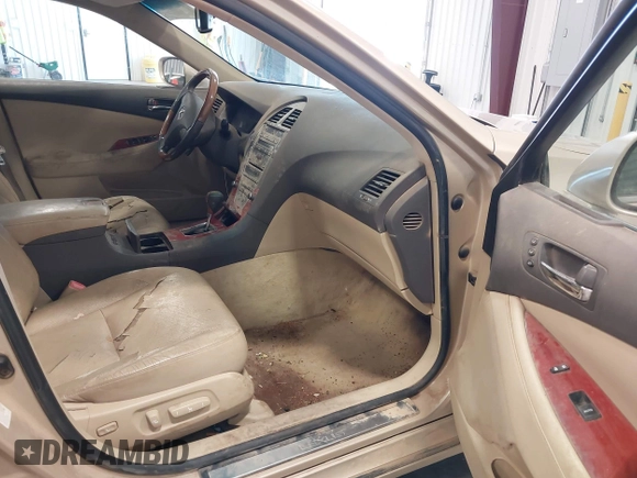 2008 Lexus ES 350 with VIN JTHBJ46G382178257, listed as a IAAI auction lot 42143318 with 244,678 mi miles. Bid and sale history available at carsss.com. Image 5.