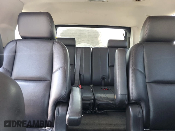 2011 Cadillac Escalade Luxury z VIN 1GYS4BEF0BR362084, wystawiony jako Copart lot #57265385 z przebiegiem 158 121 mil mil oraz Szkoda całkowita • Salvage title. Historia ofert i sprzedaży dostępna na DreamBid. Obrazek 10.