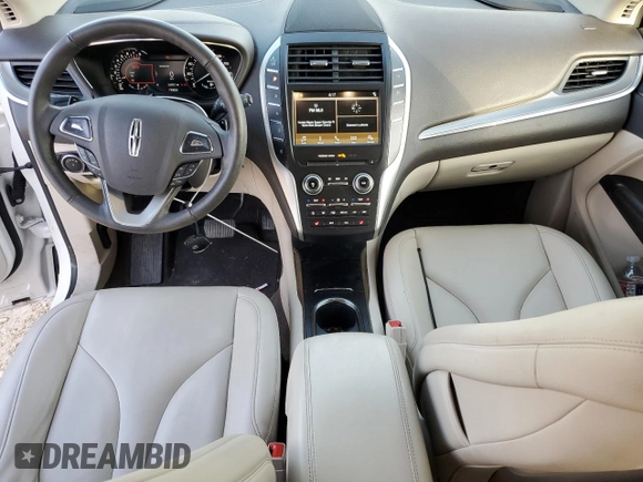 2018 Lincoln MKC Premiere with VIN 5LMCJ1C98JUL22351, listed as a Copart auction lot 85002224 with 52,402 mi miles and Salvage Title. Bid and sale history available at DreamBid. Image 8.