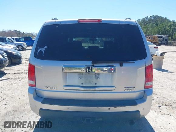 2011 Honda Pilot Touring with VIN 5FNYF4H91BB086712, listed as a IAAI auction lot 41809369 with 260,718 mi miles. Bid and sale history available at carsss.com. Image 16.