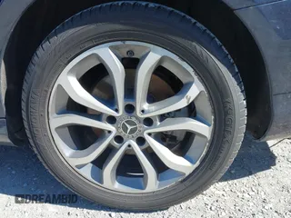 2017 Mercedes-Benz C 300 with VIN 55SWF4KB4HU213818, listed as a IAAI auction lot 41656649 with 208,589 mi miles and . Bid and sale history available at DreamBid. Image 21.