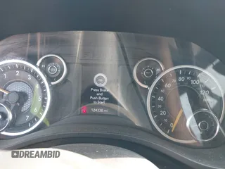 2019 Ram 1500 Big Horn z VIN 1C6RRFFGXKN709911, wystawiony jako IAAI lot #40337177 z przebiegiem 124 338 mil mil oraz . Historia ofert i sprzedaży dostępna na DreamBid. Obrazek 7.