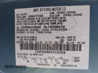 2005 Ford Mustang Deluxe with VIN 1ZVFT84N655232308, listed as a IAAI auction lot 42139250 with 200,850 mi miles. Bid and sale history available at carsss.com. Image 9.