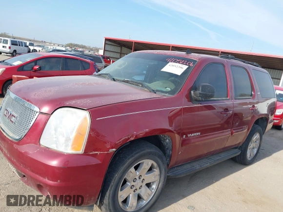 2007 GMC Yukon SLE with VIN 1GKFK13077J204048, listed as a IAAI auction lot 42052206 with 273,197 mi miles. Bid and sale history available at carsss.com. Image 13.