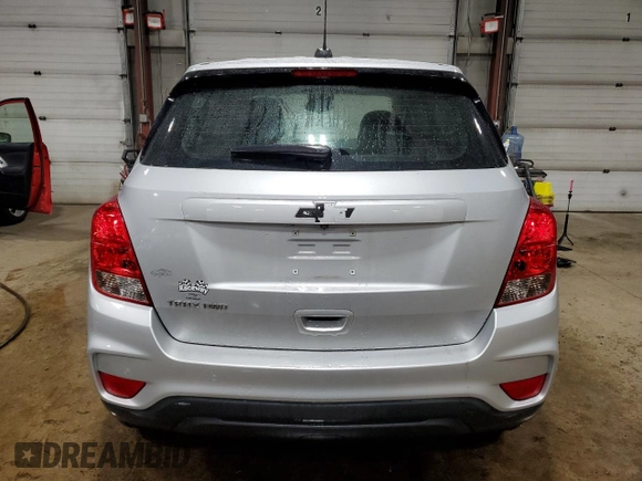 2020 Chevrolet Trax LS with VIN 3GNCJNSB5LL181097, listed as a Copart auction lot 62089465 with 75,319 mi miles and Salvage title. Bid and sale history available at DreamBid. Image 6.