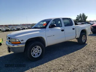 2001 Dodge Dakota Sport with VIN 1B7GG2AN61S160471, listed as a Copart auction lot 88824105 with 199,697 mi miles and Clean Title. Bid and sale history available at carsss.com. Image 1.