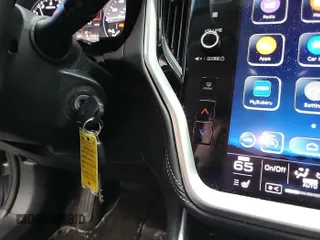 2022 Subaru Outback Premium с VIN 4S4BTACC1N3243913, выставлен на аукционе IAAI как лот 42254585 с пробегом 82 726 миль миль и . История ставок и продаж доступна на DreamBid. Изображение 1.