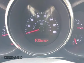 2010 Kia Soul + with VIN KNDJT2A27A7138523, listed as a IAAI auction lot 42033515 with 200,916 mi miles. Bid and sale history available at carsss.com. Image 7.