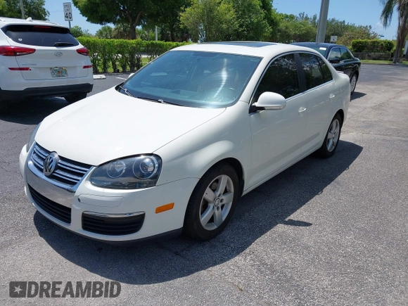 2008 Volkswagen Jetta SE с VIN 3VWRM71K08M108404, выставлен на аукционе IAAI как лот 42469456 с пробегом 125 575 миль миль и . История ставок и продаж доступна на DreamBid. Изображение 2.
