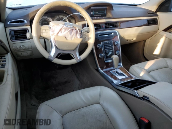 2012 Volvo XC70 T6 with VIN YV4902BZ1C1125860, listed as a Copart auction lot 85823194 with 177,584 mi miles and Salvage Title. Bid and sale history available at DreamBid. Image 8.