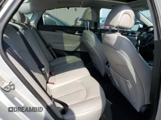 2017 Hyundai Sonata Hybrid Limited with VIN KMHE34L1XHA054805, listed as a Copart auction lot 63277533 with 117,229 mi miles. Bid and sale history available at carsss.com. Image 10.