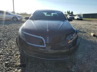 2015 Lincoln MKS z VIN 1LNHL9DK7FG600858, wystawiony jako Copart lot #46167275 z przebiegiem 208 674 mil mil oraz Szkoda całkowita • Salvage title. Historia ofert i sprzedaży dostępna na DreamBid. Obrazek 5.