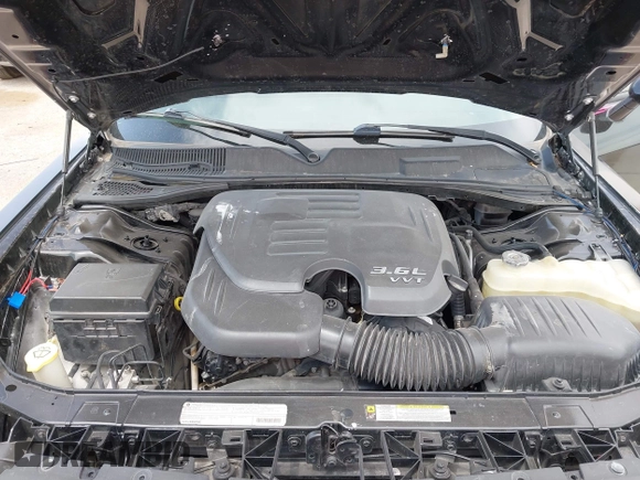 2012 Dodge Challenger SXT Plus with VIN 2C3CDYAG5CH268607, listed as a IAAI auction lot 41982122 with 188,091 mi miles. Bid and sale history available at carsss.com. Image 9.