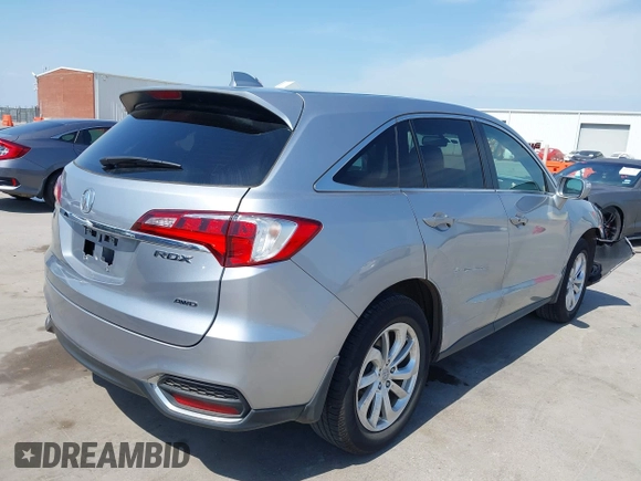 2017 Acura RDX w/Technology Pkg with VIN 5J8TB4H59HL014876, listed as a IAAI auction lot 42034309 with 57,472 mi miles. Bid and sale history available at carsss.com. Image 4.
