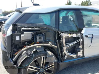 2015 BMW i3 с VIN WBY1Z4C50FV500971, выставлен на аукционе IAAI как лот 42328538 с пробегом 47 809 миль миль и . История ставок и продаж доступна на DreamBid. Изображение 6.