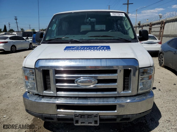2014 Ford Econoline Wagon XL with VIN 1FBNE3BL9EDA36385, listed as a Copart auction lot 70272914 with 281,855 mi miles and Clean Title. Bid and sale history available at carsss.com. Image 5.