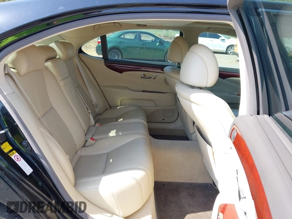 2012 Lexus LS 460 L z VIN JTHDL1EF8C5004721, wystawiony jako IAAI lot #42015933 z przebiegiem 155 540 mil mil oraz . Historia ofert i sprzedaży dostępna na DreamBid. Obrazek 8.