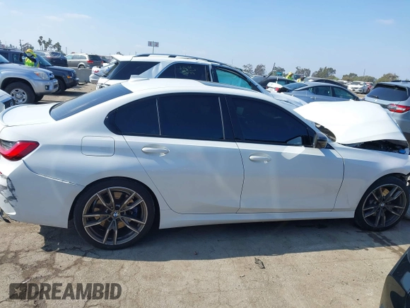 2020 BMW 3 Series M340i with VIN 3MW5U7J03L8B43176, listed as a IAAI auction lot 41450902 with 61,118 mi miles. Bid and sale history available at carsss.com. Image 13.