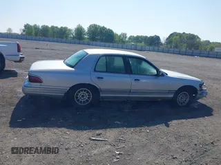 1997 Mercury Grand Marquis LS with VIN 2MELM75W2VX652942, listed as a IAAI auction lot 42000556 with 186,924 mi miles and . Bid and sale history available at DreamBid. Image 13.