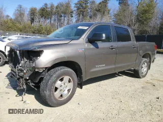 2011 Toyota Tundra 4WD Truck with VIN 5TFDY5F1XBX185370, listed as a Copart auction lot 45558635 with 206,492 mi miles and Salvage Title. Bid and sale history available at carsss.com. Image 1.