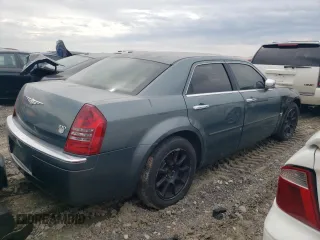 2005 Chrysler 300 with VIN 2C3JA63H95H628183, listed as a Copart auction lot 50269975 with 237,375 mi miles and Salvage Title. Bid and sale history available at carsss.com. Image 3.