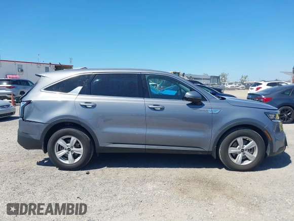 2023 Kia Sorento LX with VIN 5XYRG4LC0PG197546, listed as a IAAI auction lot 41775312 with 30,881 mi miles. Bid and sale history available at carsss.com. Image 13.
