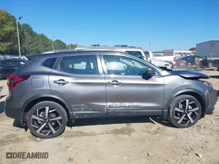 2022 Nissan Rogue Sport SL with VIN JN1BJ1CW5NW484282, listed as a IAAI auction lot 40476988 with 41,221 mi miles. Bid and sale history available at carsss.com. Image 14.
