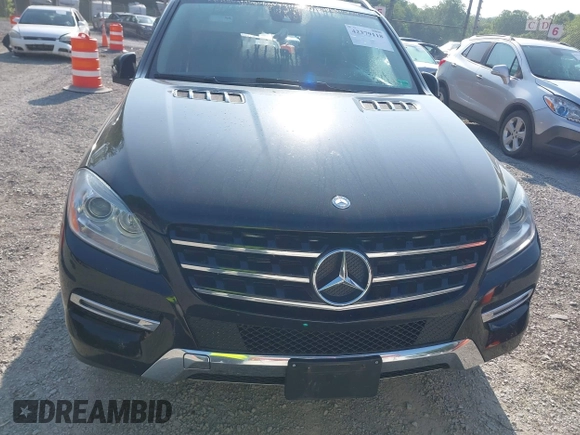 2013 Mercedes-Benz M 350 z VIN 4JGDA5HB7DA242328, wystawiony jako IAAI lot #42379118 z przebiegiem 190 656 mil mil oraz . Historia ofert i sprzedaży dostępna na DreamBid. Obrazek 12.