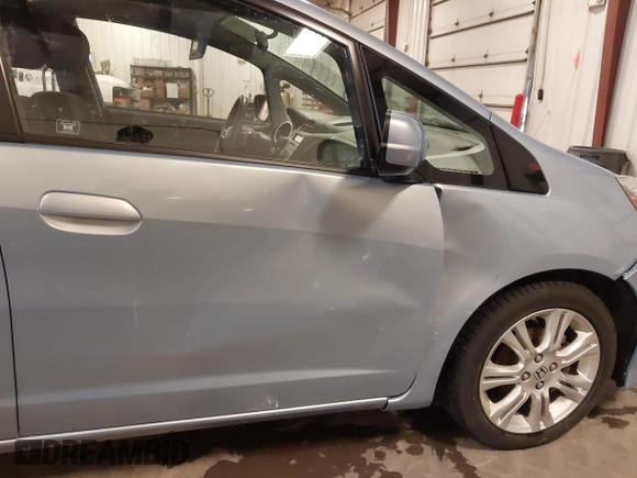 2009 Honda Fit Sport with VIN JHMGE88489S005033, listed as a IAAI auction lot 41861124 with 56,148 mi miles and . Bid and sale history available at DreamBid. Image 15.