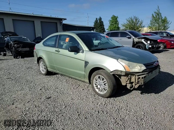 2008 Ford Focus SE z VIN 1FAHP33N08W189576, wystawiony jako Copart lot #54924705 z przebiegiem Nie podano mil oraz Szkoda całkowita • Salvage title. Historia ofert i sprzedaży dostępna na DreamBid. Obrazek 13.