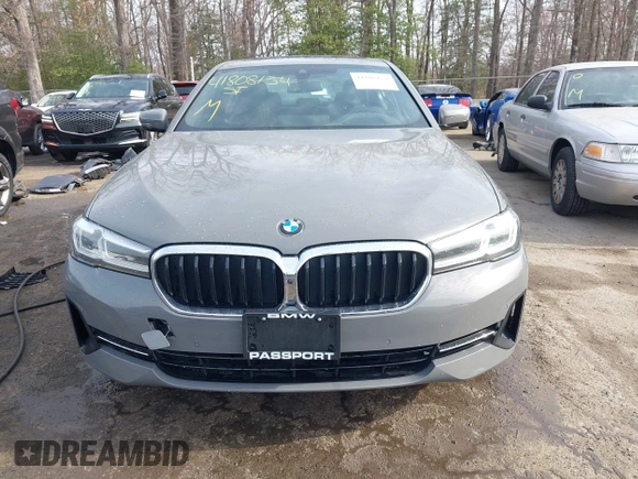 2021 BMW 5 Series 530i xDrive with VIN WBA13BJ01MWW91111, listed as a IAAI auction lot 41808154 with 39,705 mi miles and . Bid and sale history available at carsss.com. Image 6.